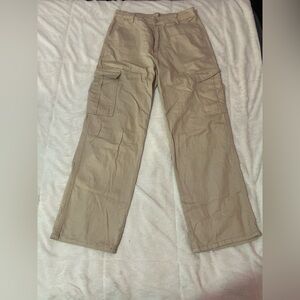 SHEIN Woman’s Beige Cargo Pants